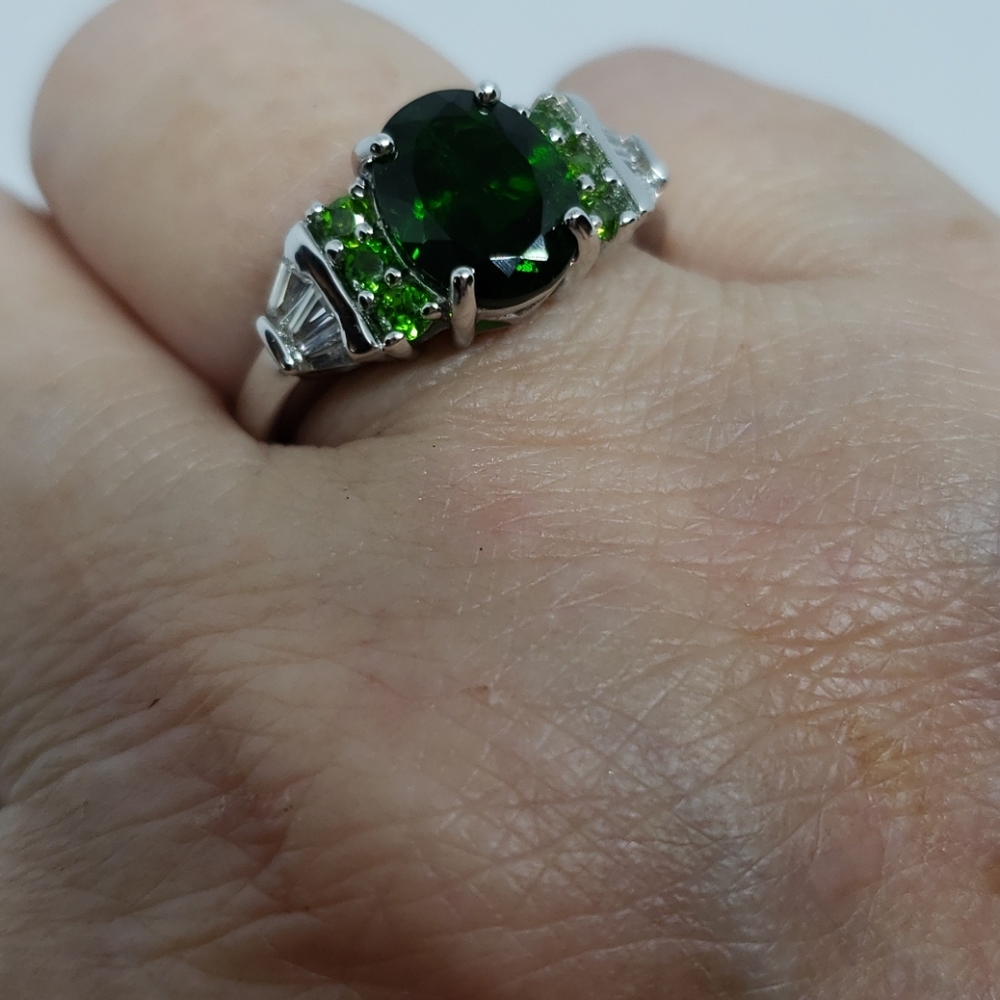 Russian chrome diopside ring